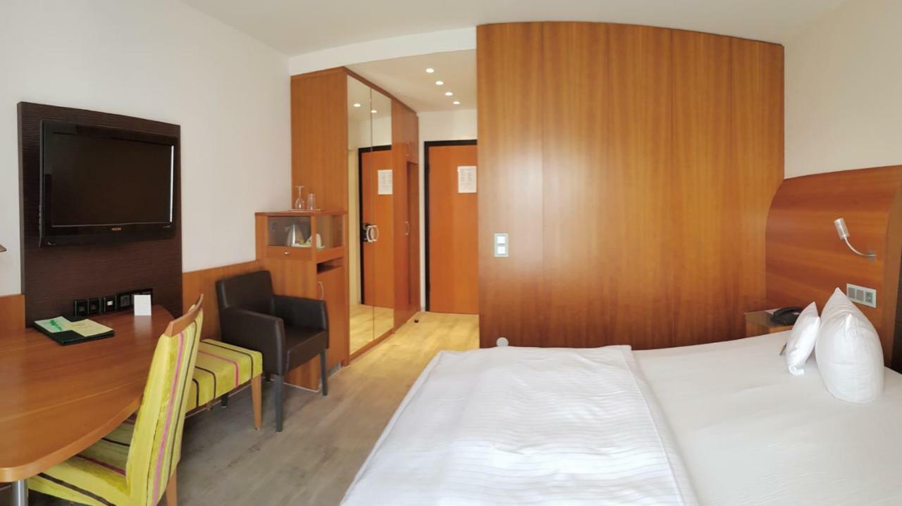 Astralis Hotel Domizil Walldorf  Exterior photo